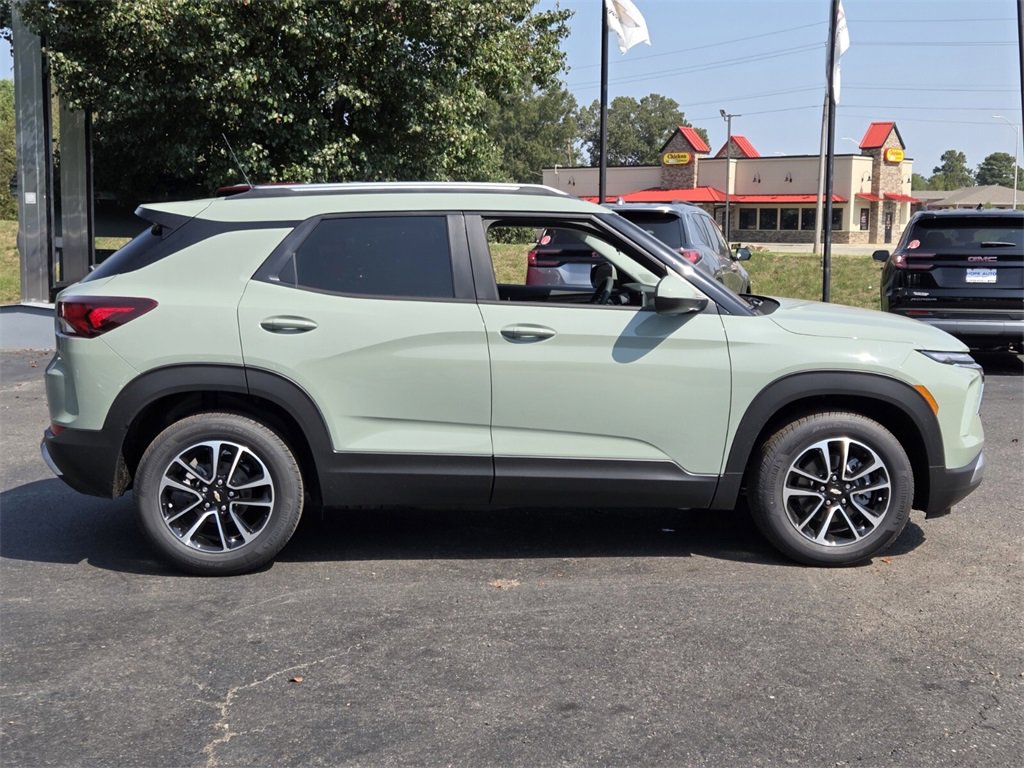 New 2026 Chevrolet TrailBlazer LT image 3