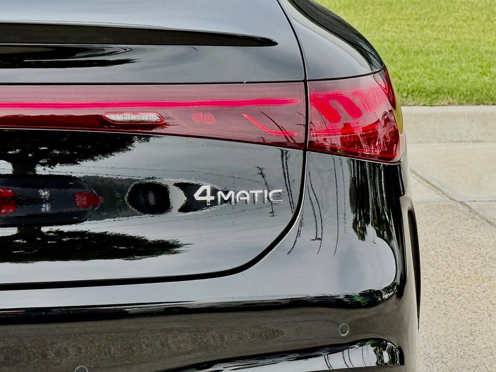 New 2026 Mercedes-Benz EQS 580 4MATIC Sedan image 15