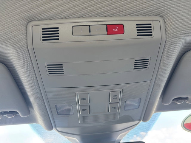 Used 2024 Volkswagen Jetta SE image 25