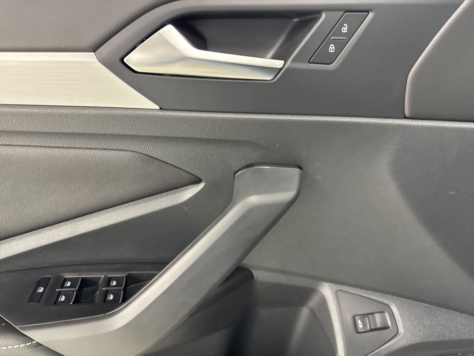 New 2026 Volkswagen Jetta S FWD image 10