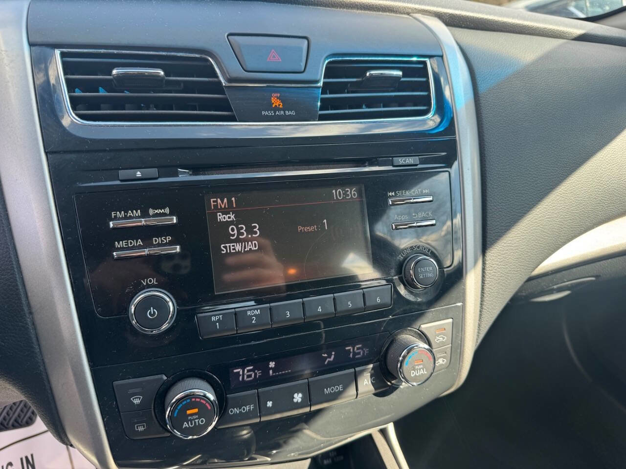 Used 2015 Nissan Altima 2.5 SL image 11