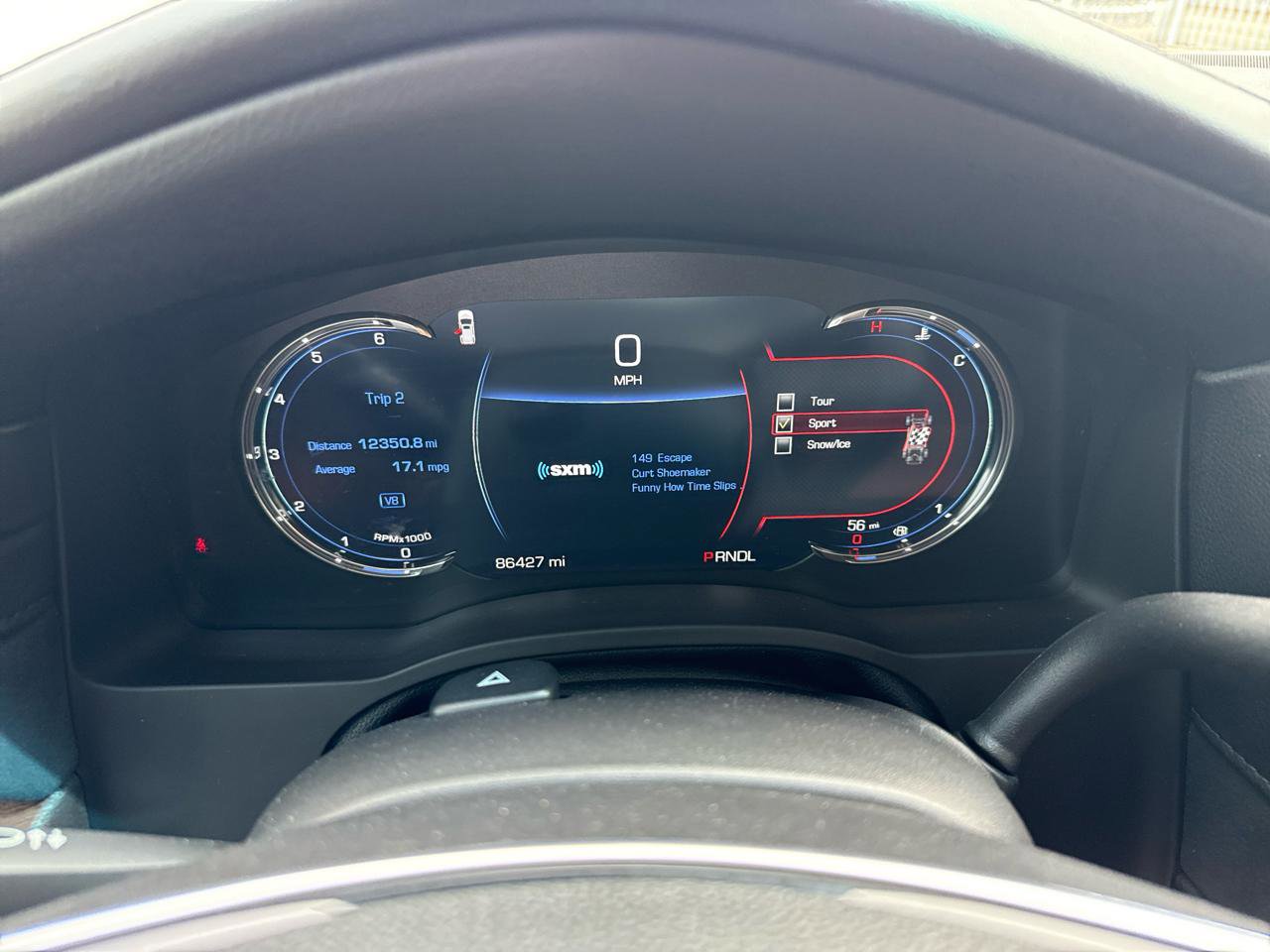 Used 2018 Cadillac Escalade Premium Luxury AWD/4WD image 45