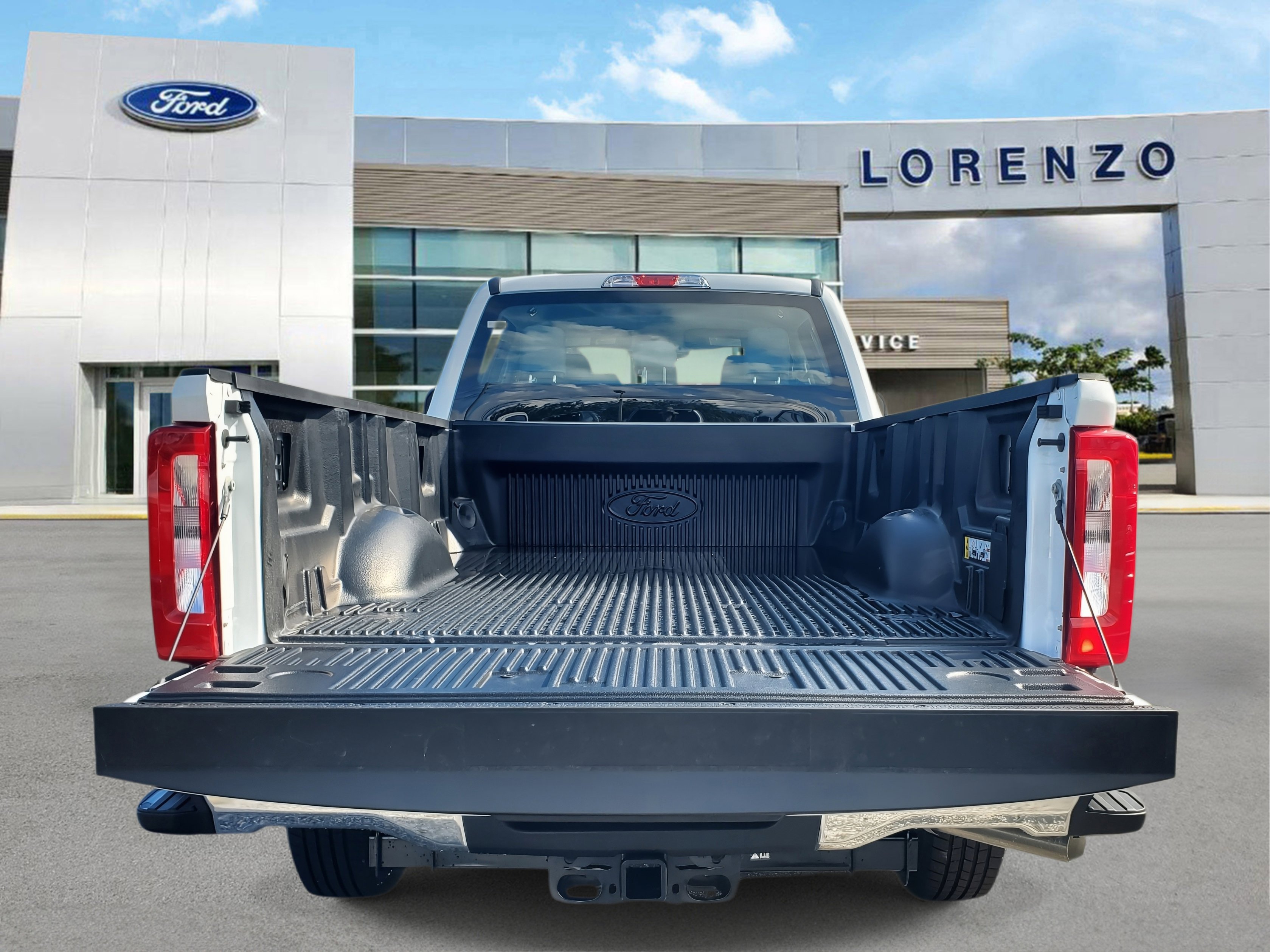New 2026 Ford F250 XL w/ XL Chrome Package image 9