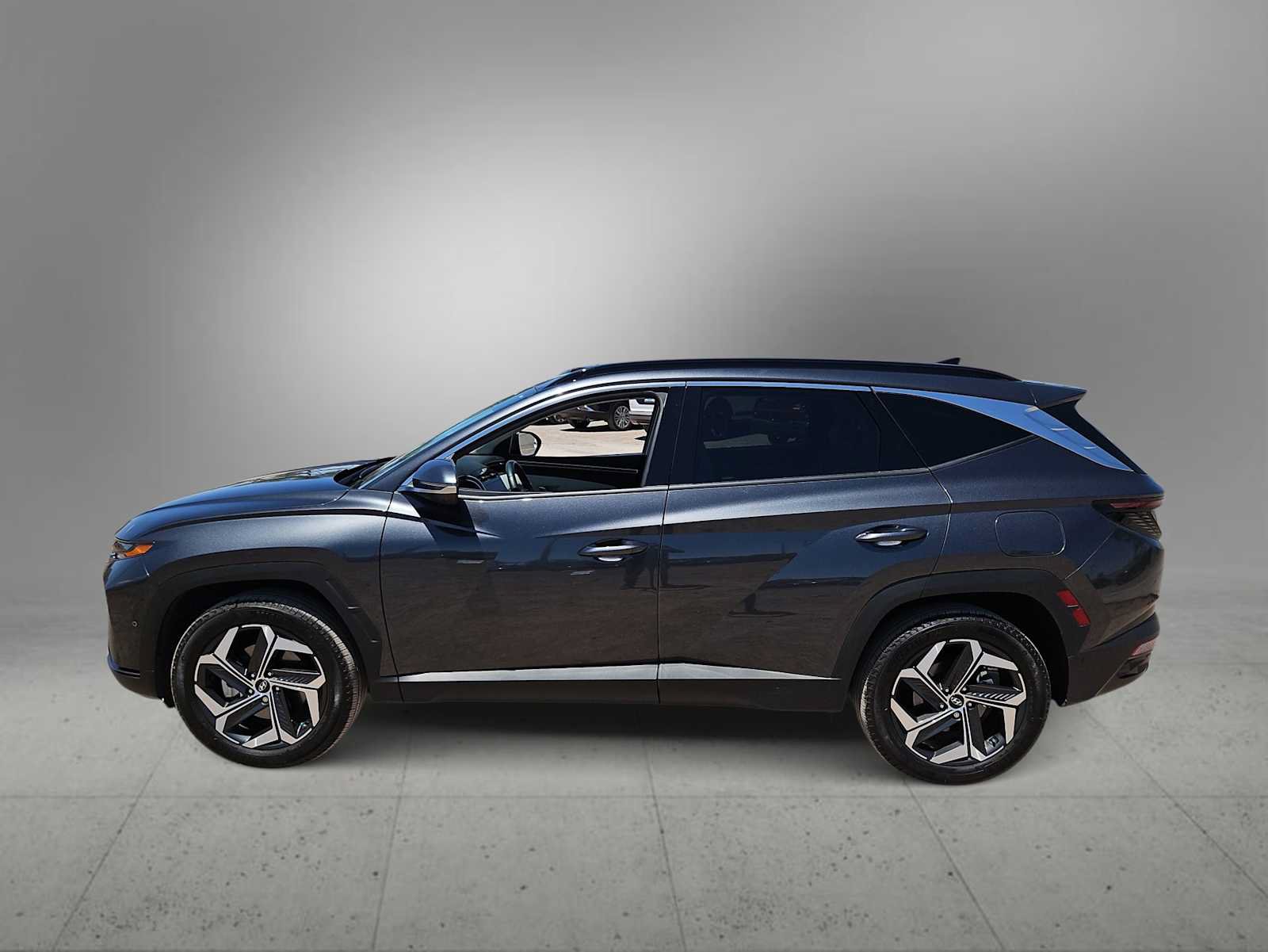 Certified 2024 Hyundai Tucson Limited AWD/4WD image 5