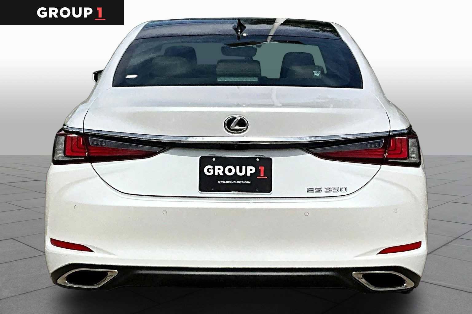 Used 2025 Lexus ES 350 w/ Premium Package image 5