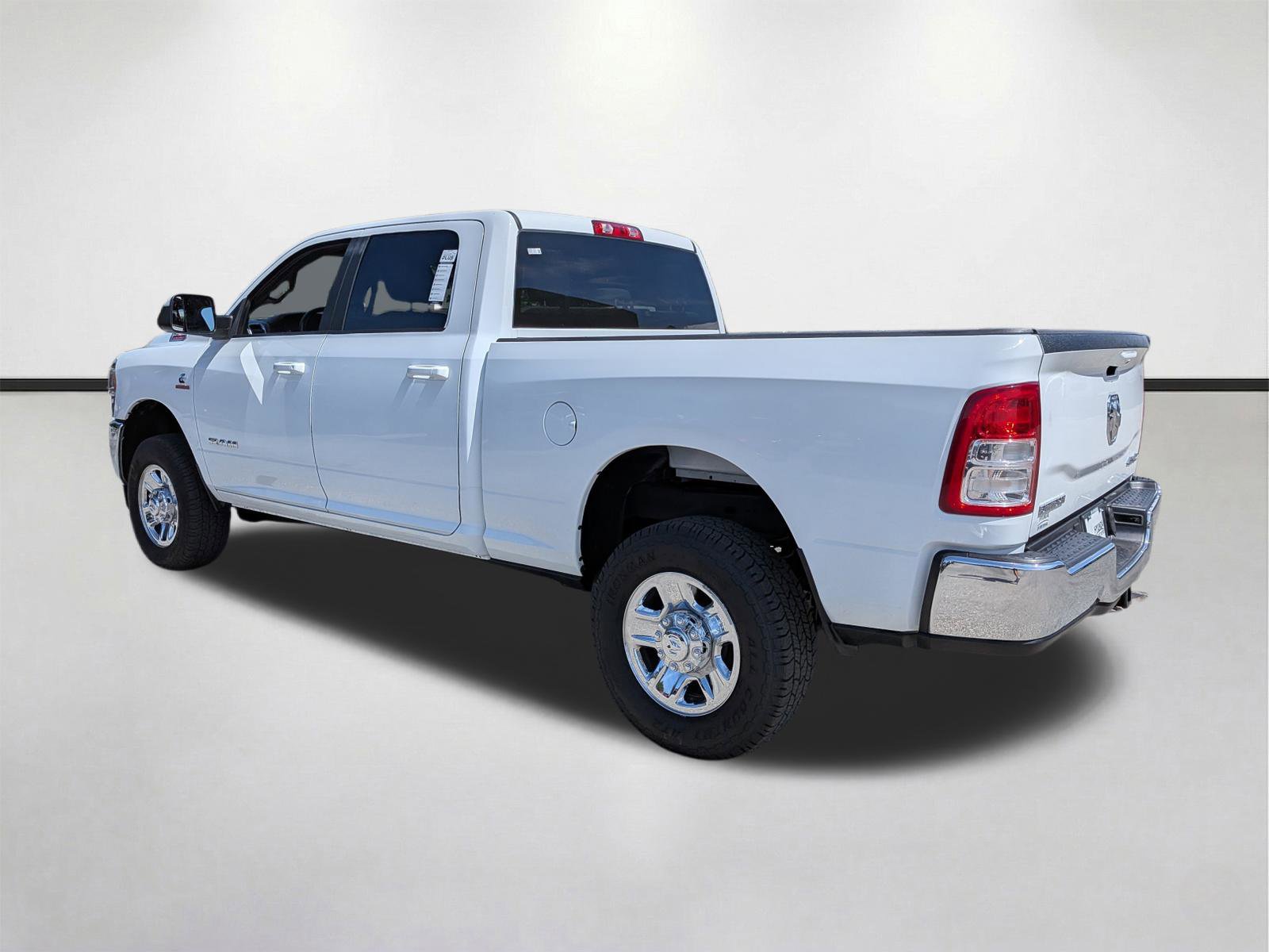 Used 2022 RAM 2500 Big Horn w/ Cold Weather Group image 6