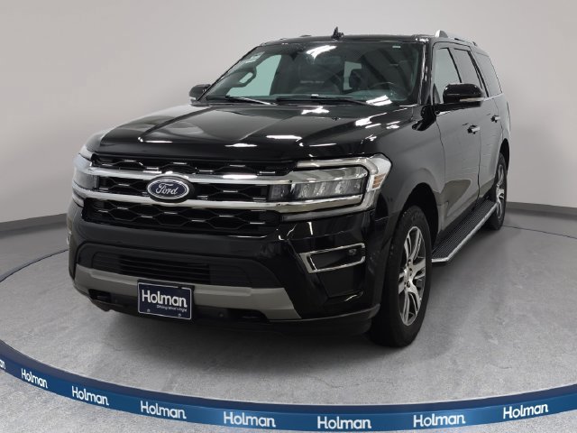 Used 2022 Ford Expedition Limited AWD/4WD image 3