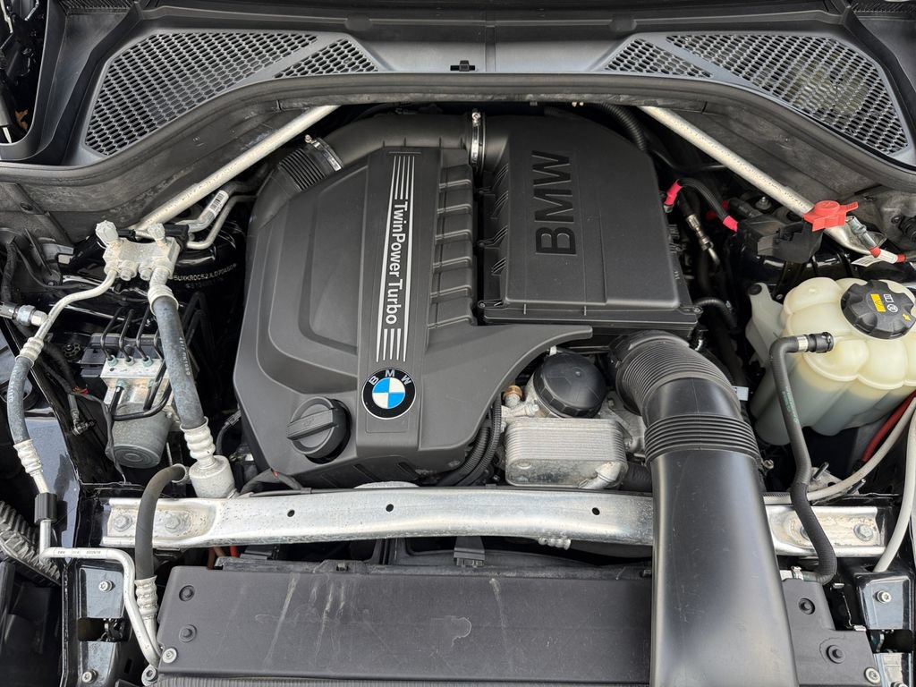 Used 2018 BMW X5 xDrive35i w/ M Sport Package AWD/4WD image 36