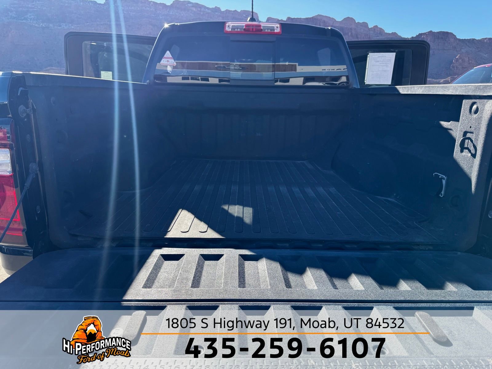 Used 2023 GMC Canyon AT4 w/ AT4 Premium Package image 40