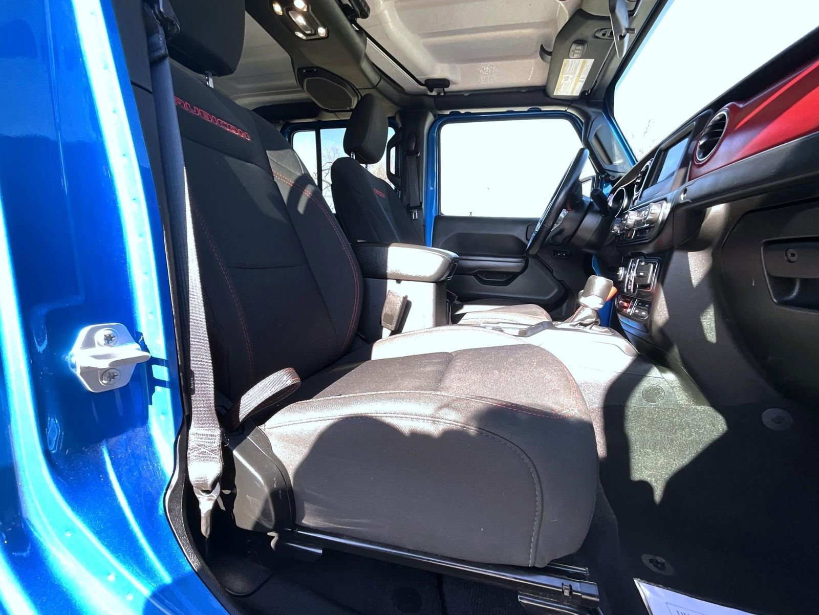 Used 2021 Jeep Gladiator Rubicon w/ Trailer Tow Package image 17