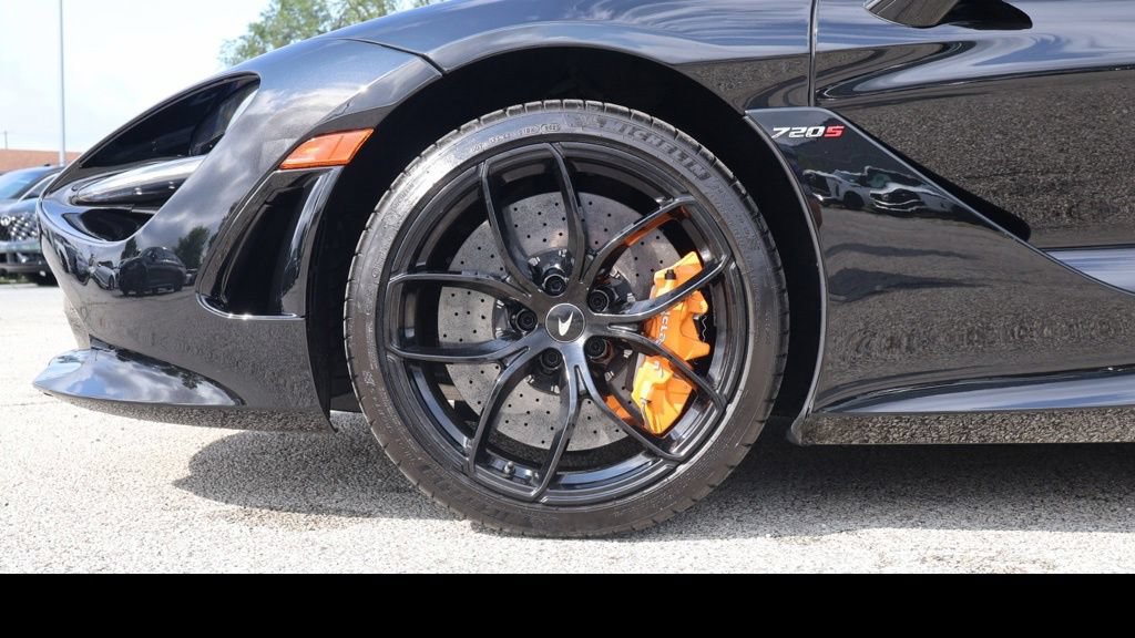 Used 2021 McLaren 720S Luxury RWD image 2