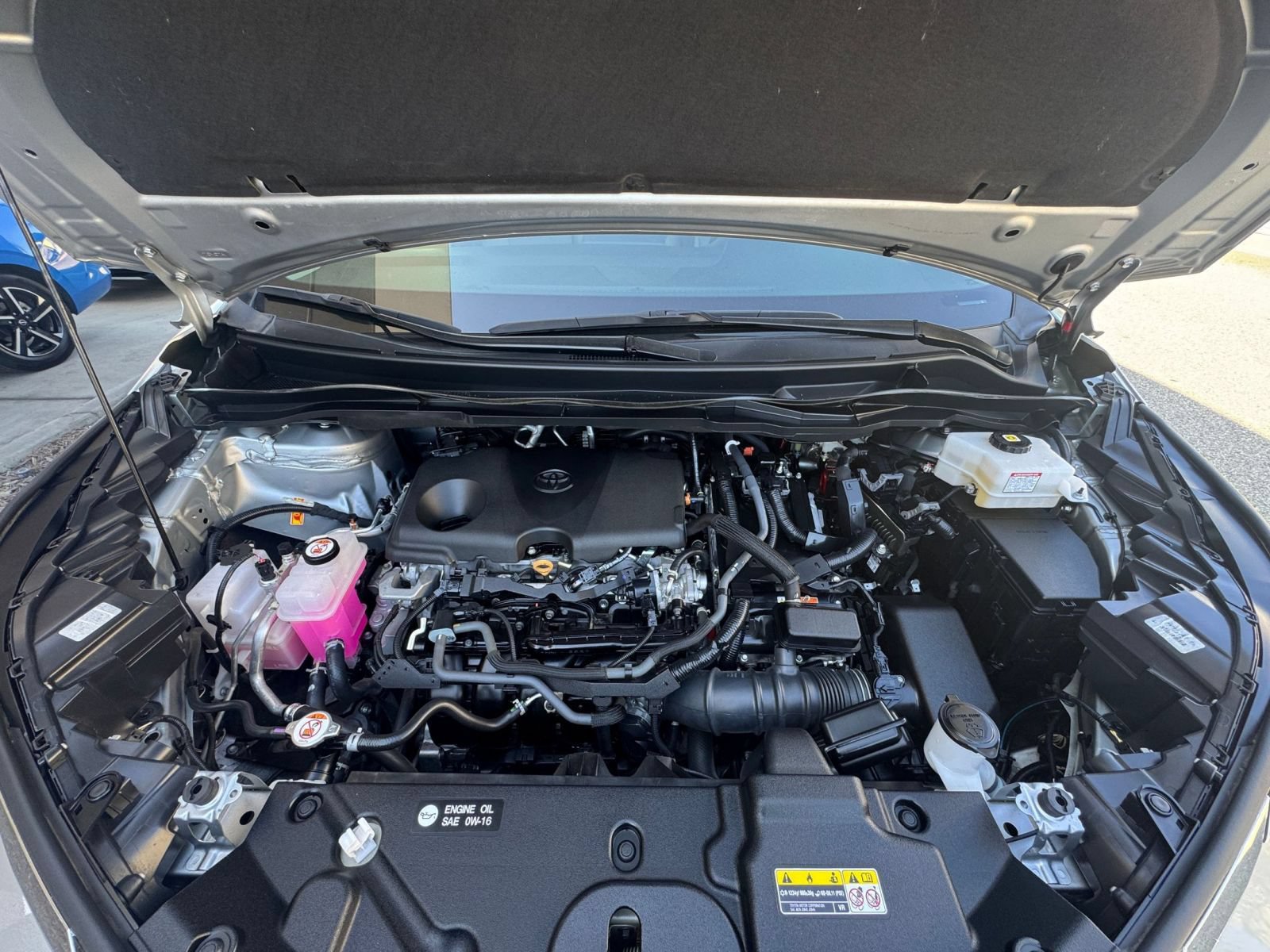 Used 2025 Toyota Sienna XLE FWD image 35
