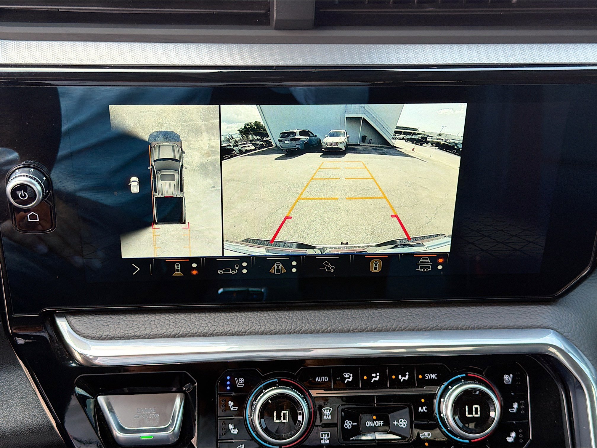 Used 2024 GMC Sierra 1500 Denali AWD/4WD image 31