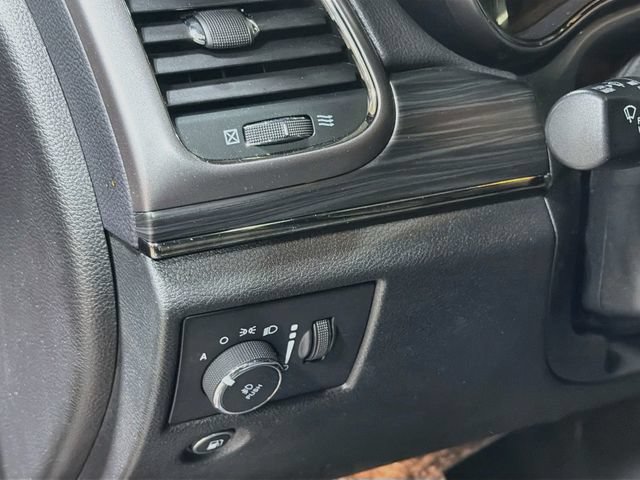 Used 2020 Jeep Grand Cherokee Limited X AWD/4WD image 11
