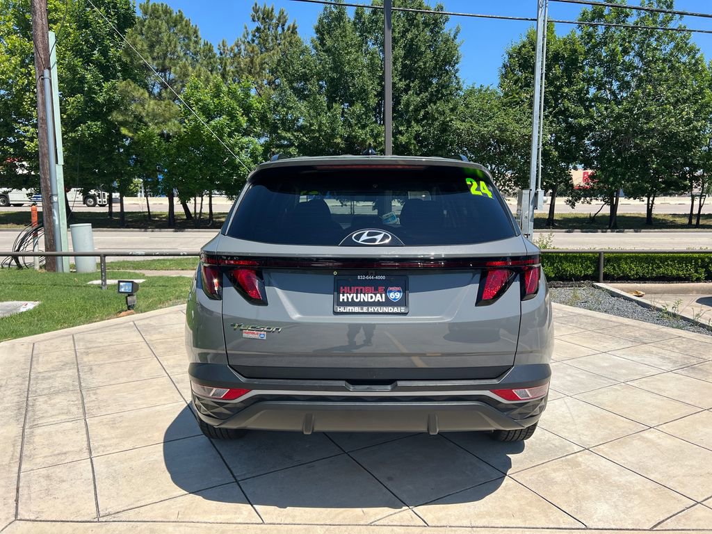 Certified 2024 Hyundai Tucson SEL FWD image 12