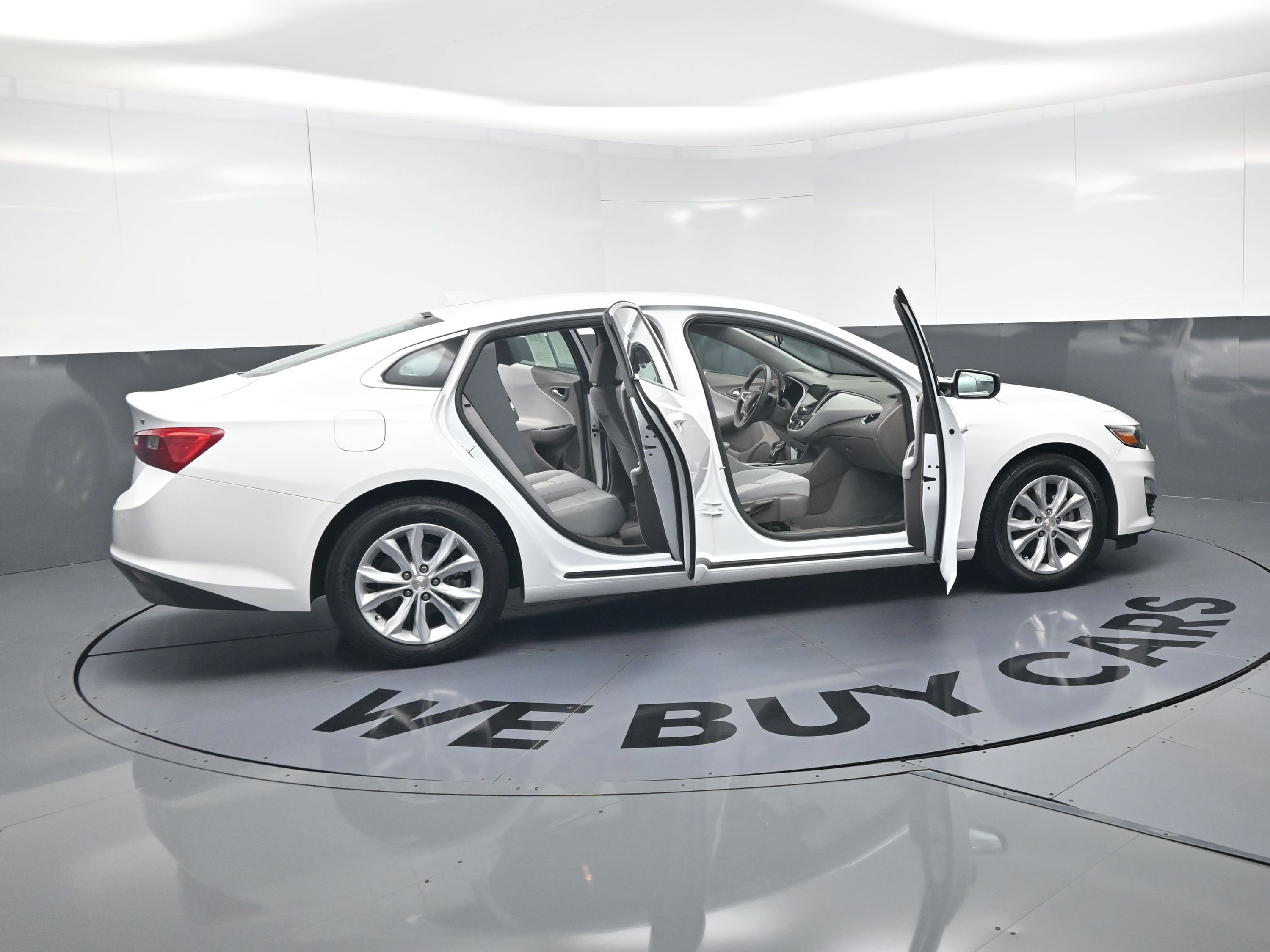 Used 2024 Chevrolet Malibu LT FWD image 25