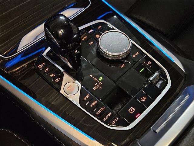 Used 2023 BMW X5 xDrive45e image 12