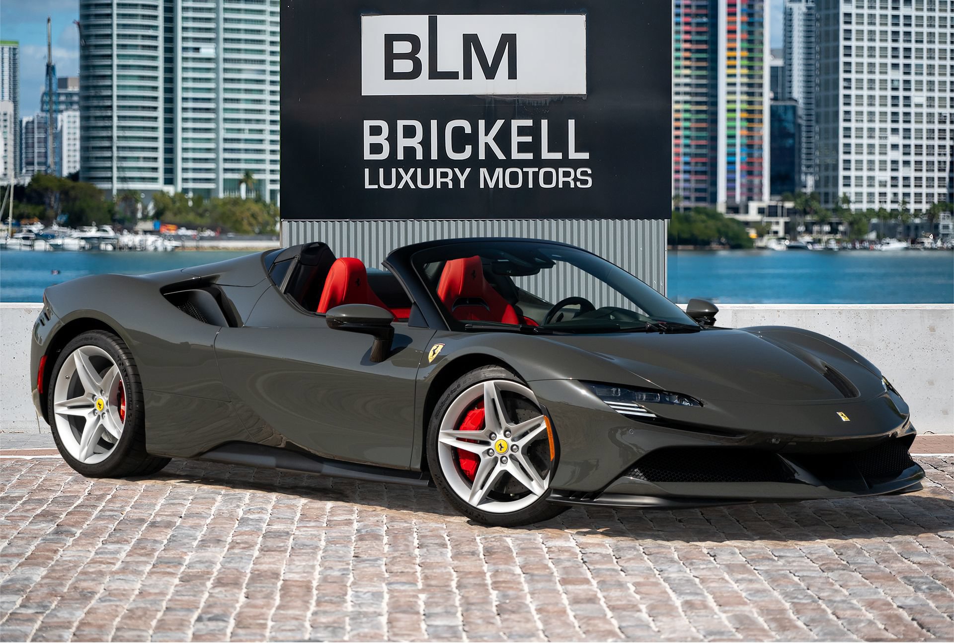 Used 2024 Ferrari SF90 Spider AWD/4WD image 1
