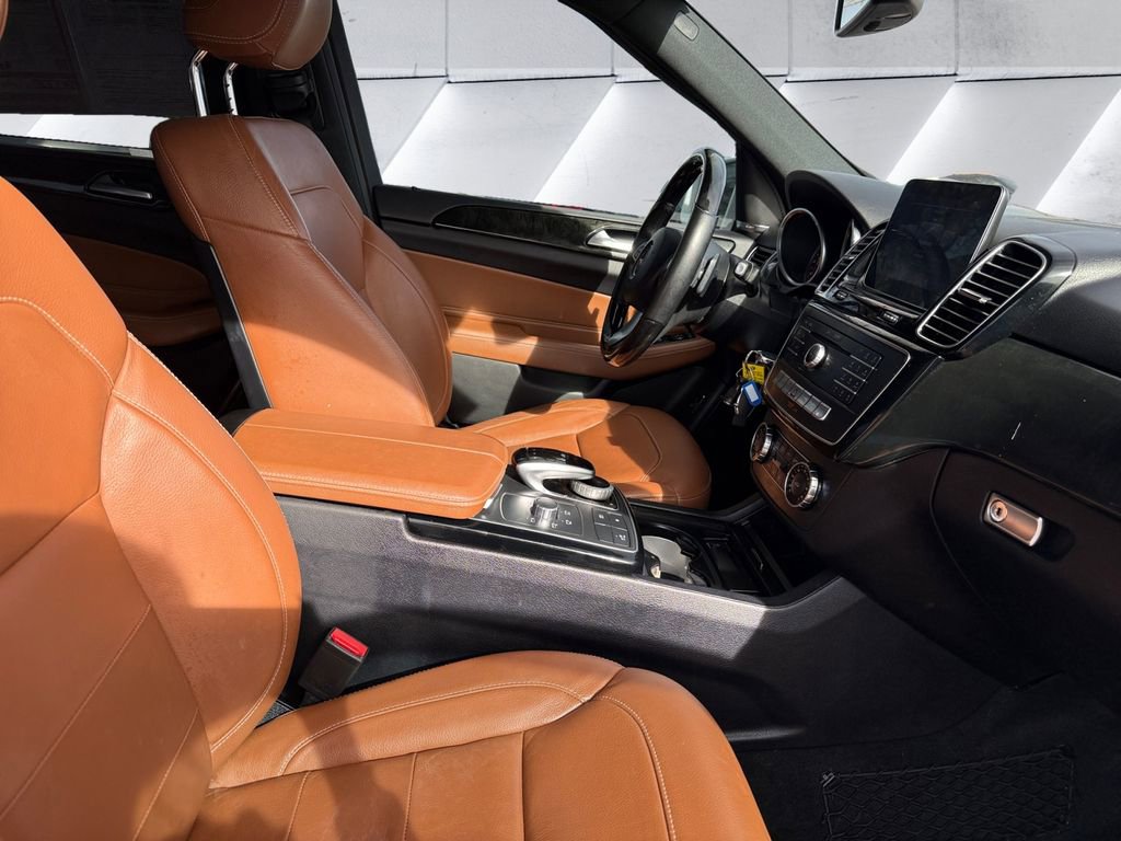 Used 2018 Mercedes-Benz GLE 350 4MATIC image 13