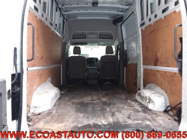 Used 2018 Nissan NV 2500 SV image 14