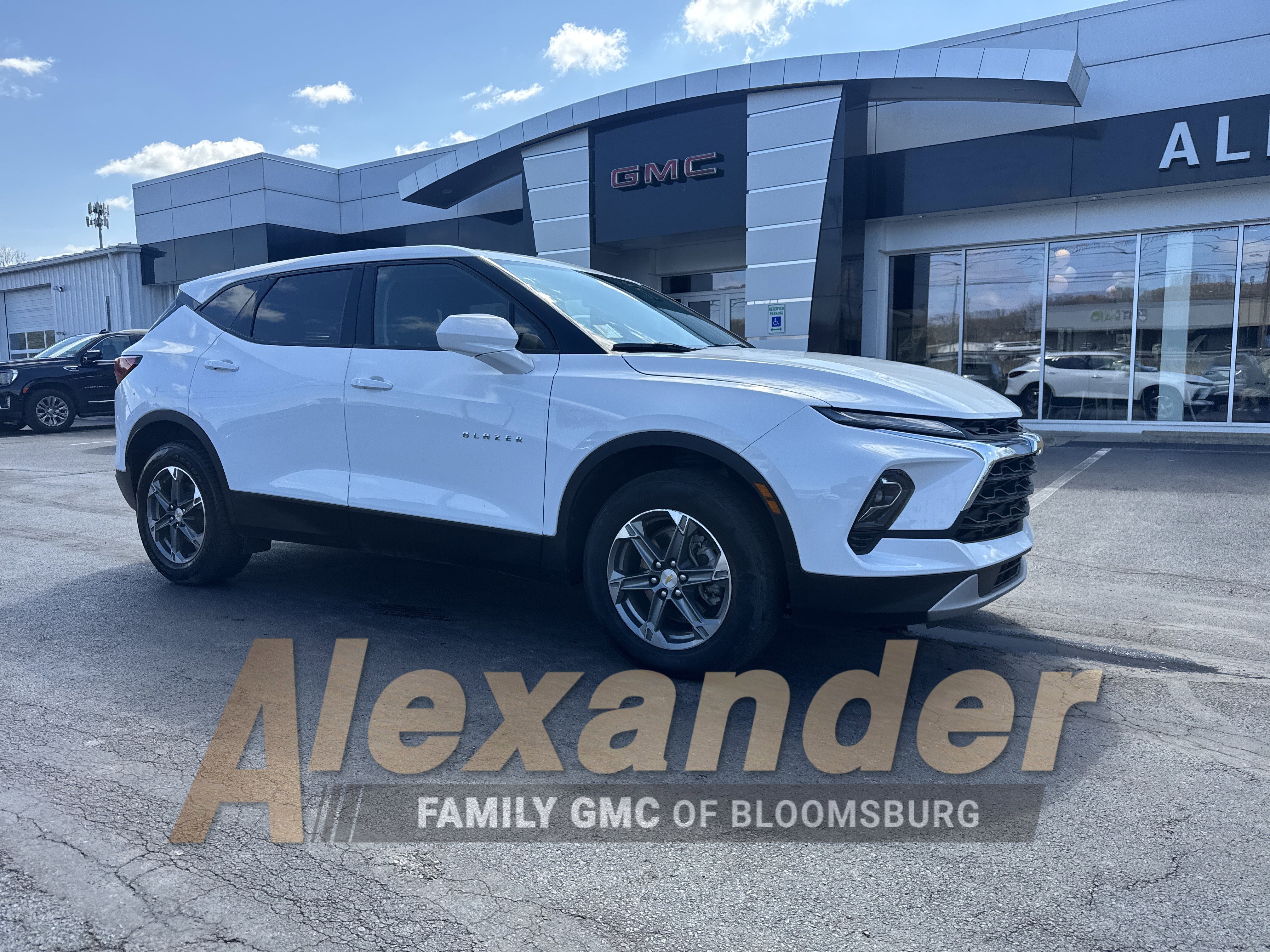 Used 2025 Chevrolet Blazer LT AWD/4WD video 1