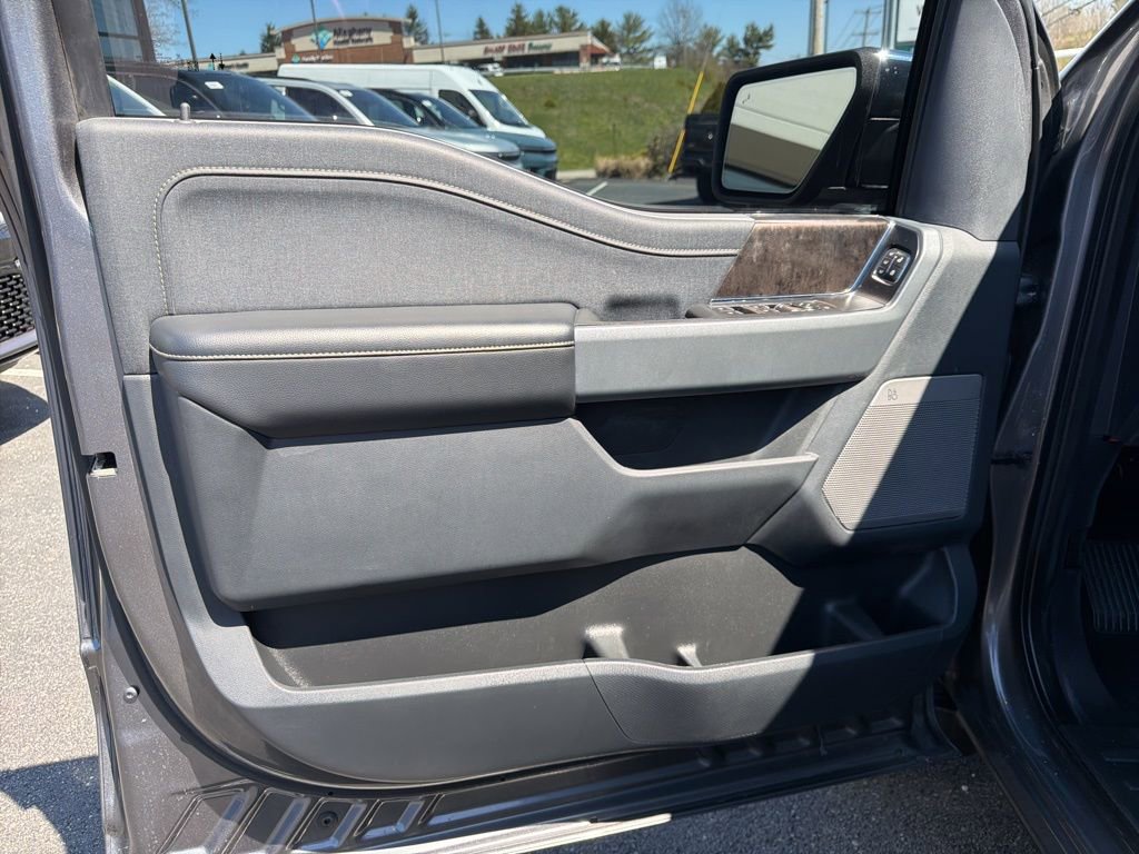 Used 2021 Ford F150 Lariat image 11