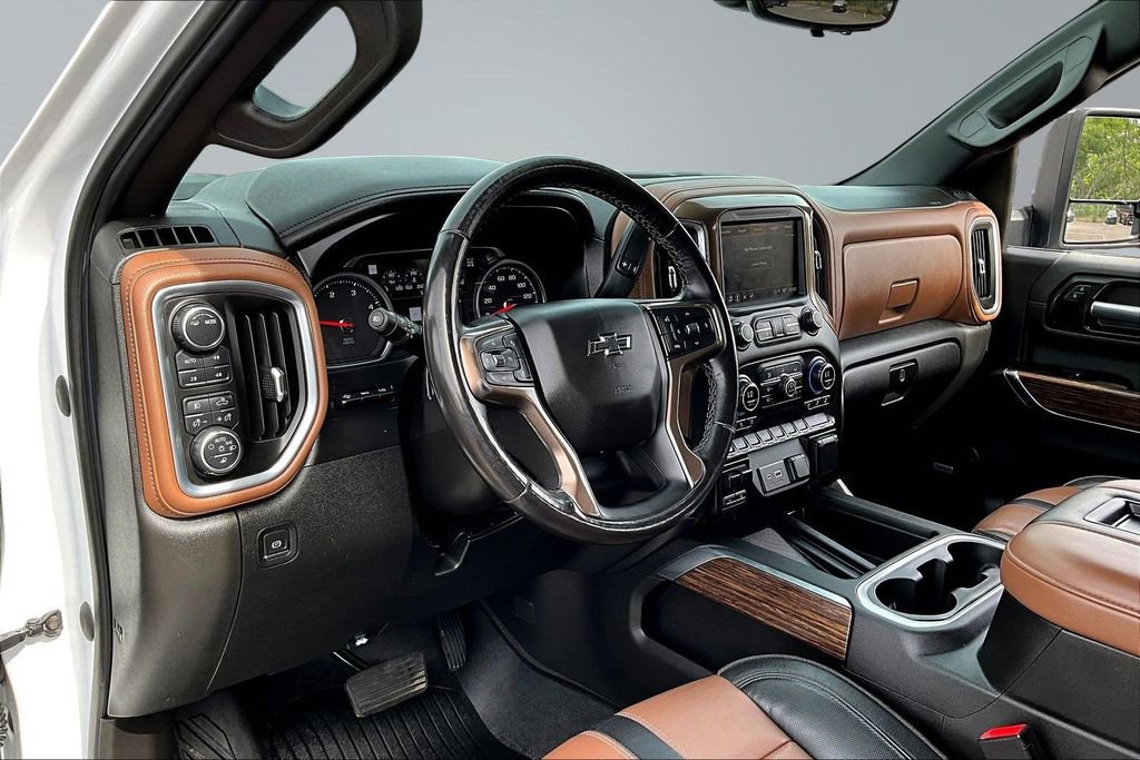 Used 2021 Chevrolet Silverado 3500 High Country w/ Z71 Off-Road Package AWD/4WD image 19