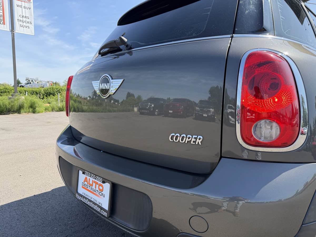Used 2012 MINI Cooper Countryman FWD image 10
