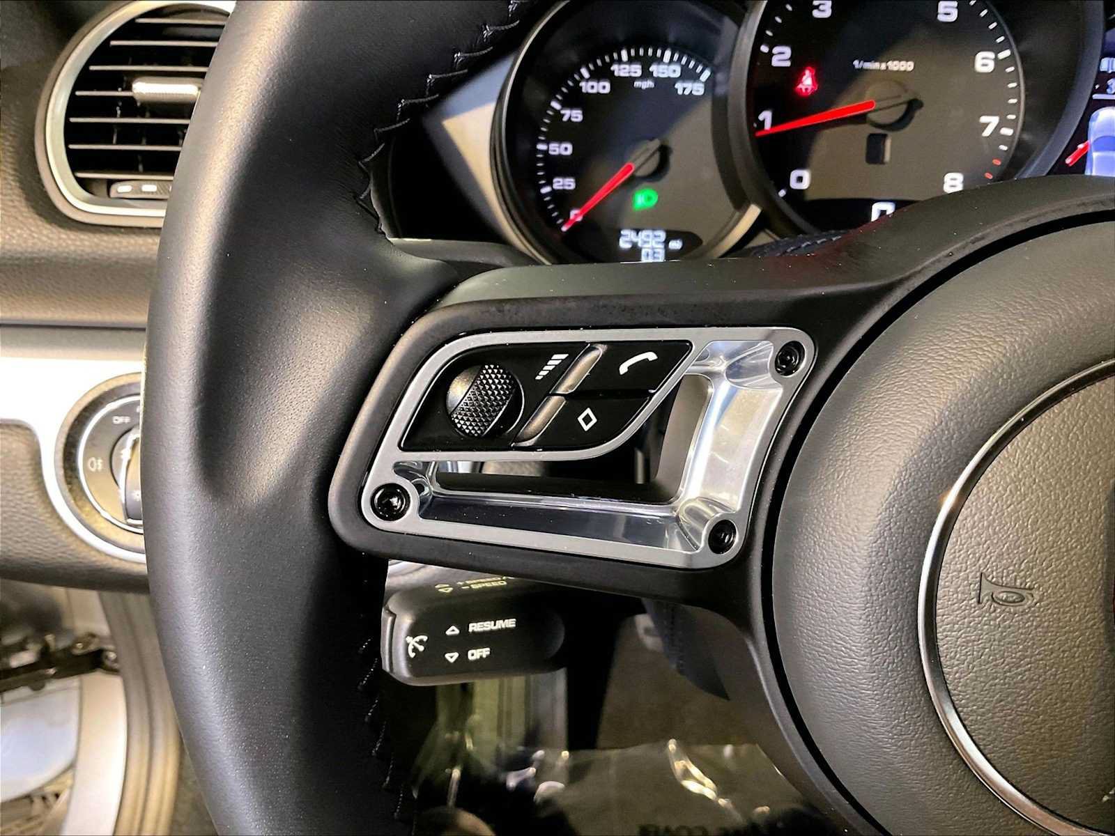 Certified 2024 Porsche 718 Cayman RWD image 27