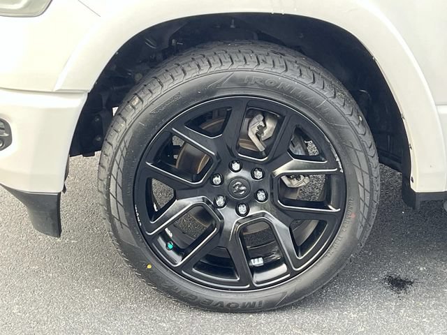Used 2022 RAM 1500 Laramie AWD/4WD image 11