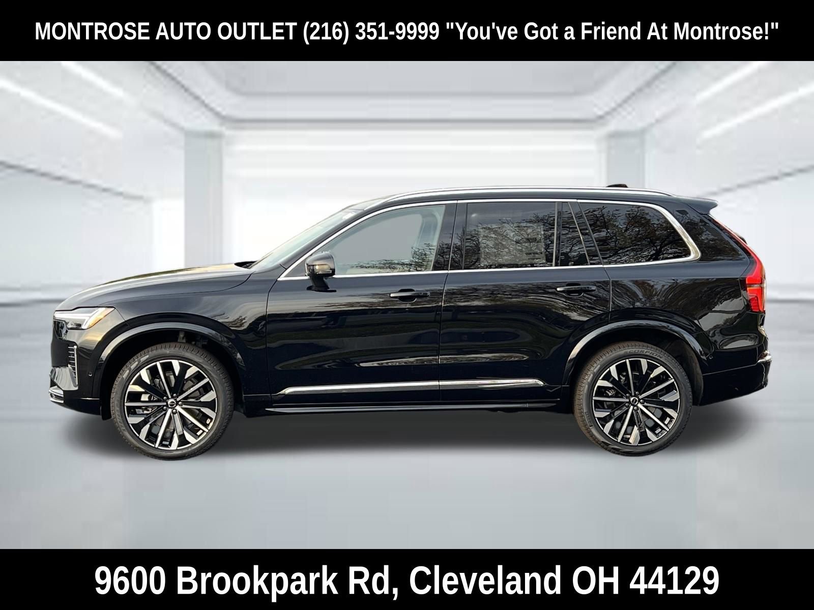 New 2026 Volvo XC90 B6 Plus w/ Protection Package Premier AWD/4WD image 2