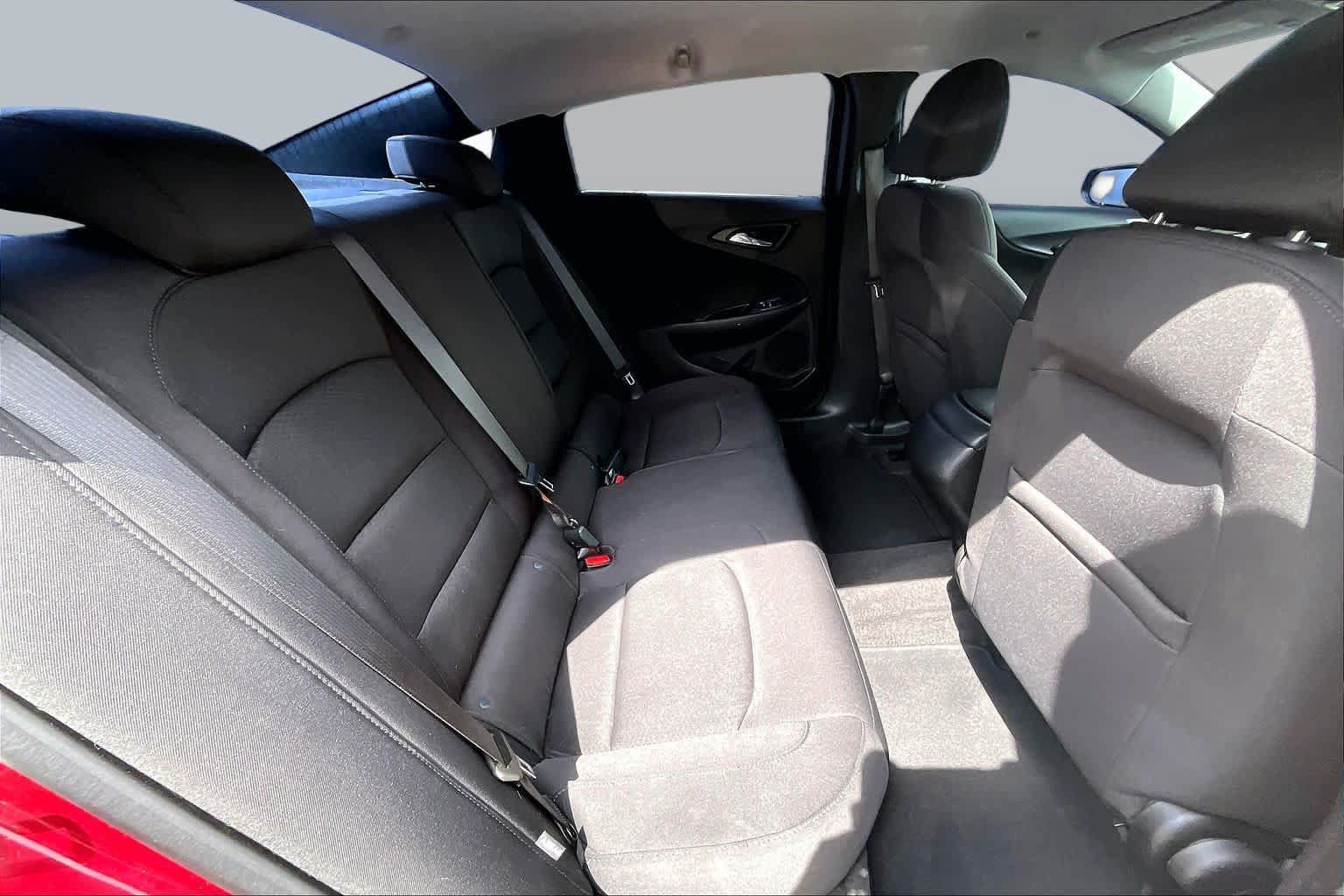 Used 2020 Chevrolet Malibu RS FWD image 20