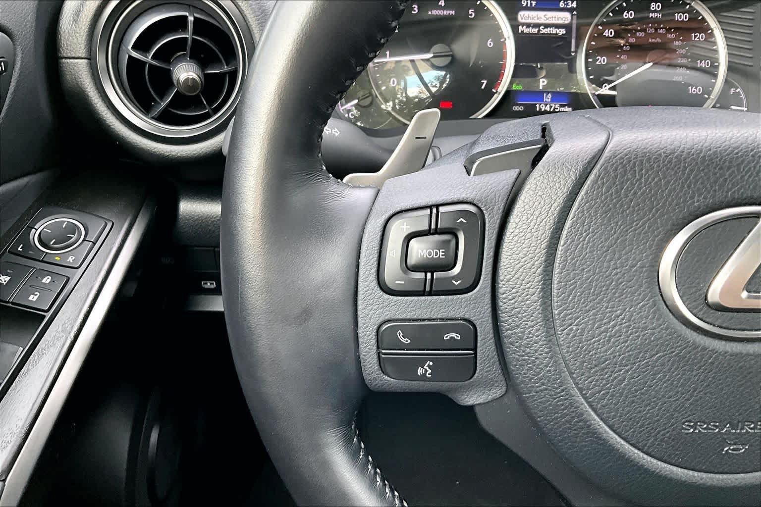 Used 2023 Lexus IS 300 w/ Premium Package RWD image 22