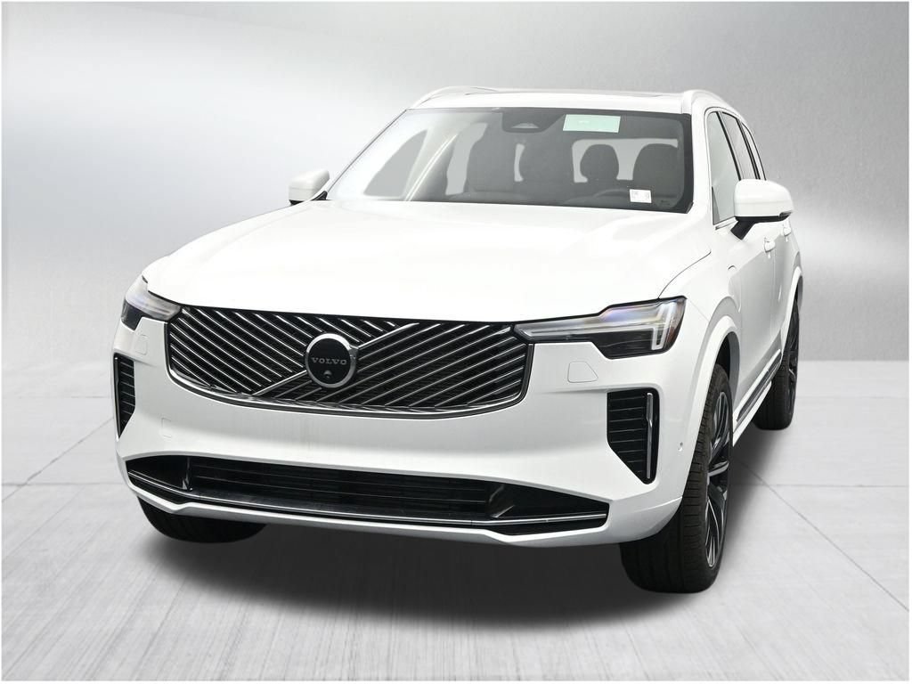 New 2026 Volvo XC90 T8 Plus w/ Protection Package Premier AWD/4WD image 8