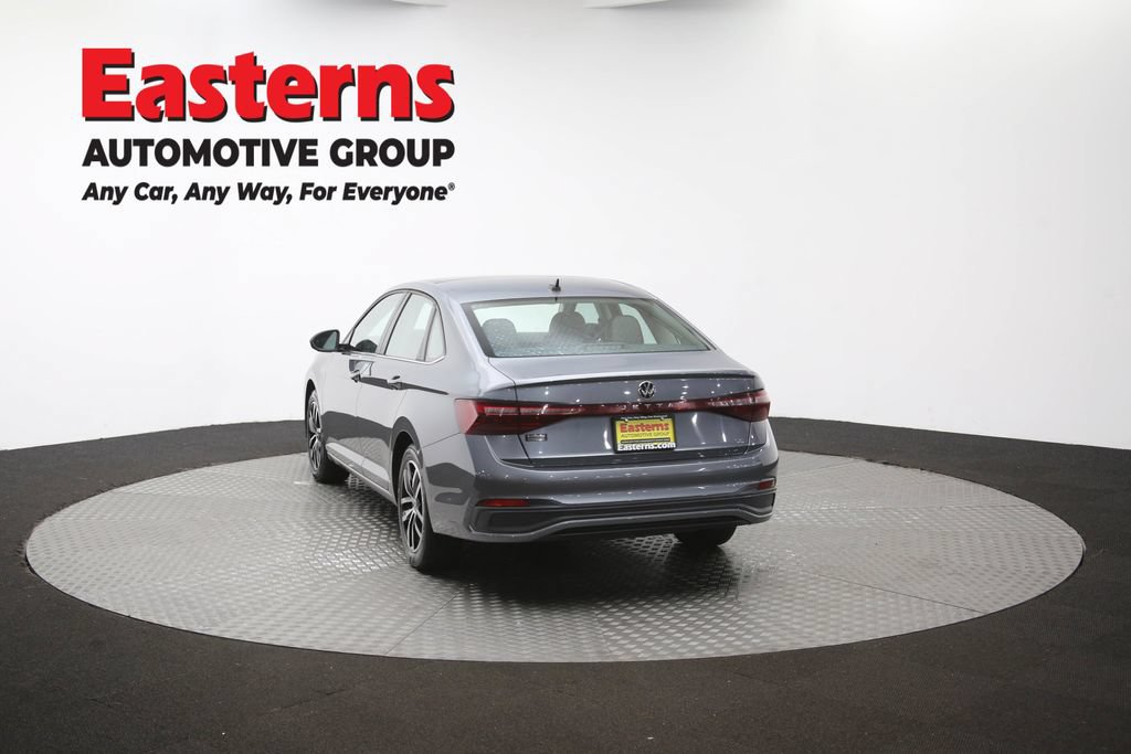 Used 2025 Volkswagen Jetta SE FWD image 65