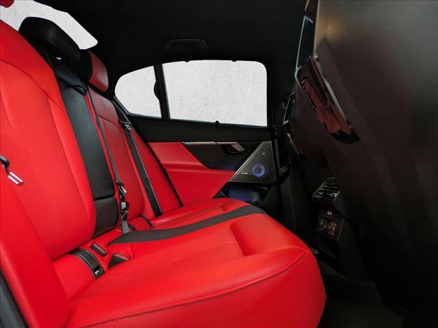 Used 2025 BMW M5 w/ Carbon Package image 17