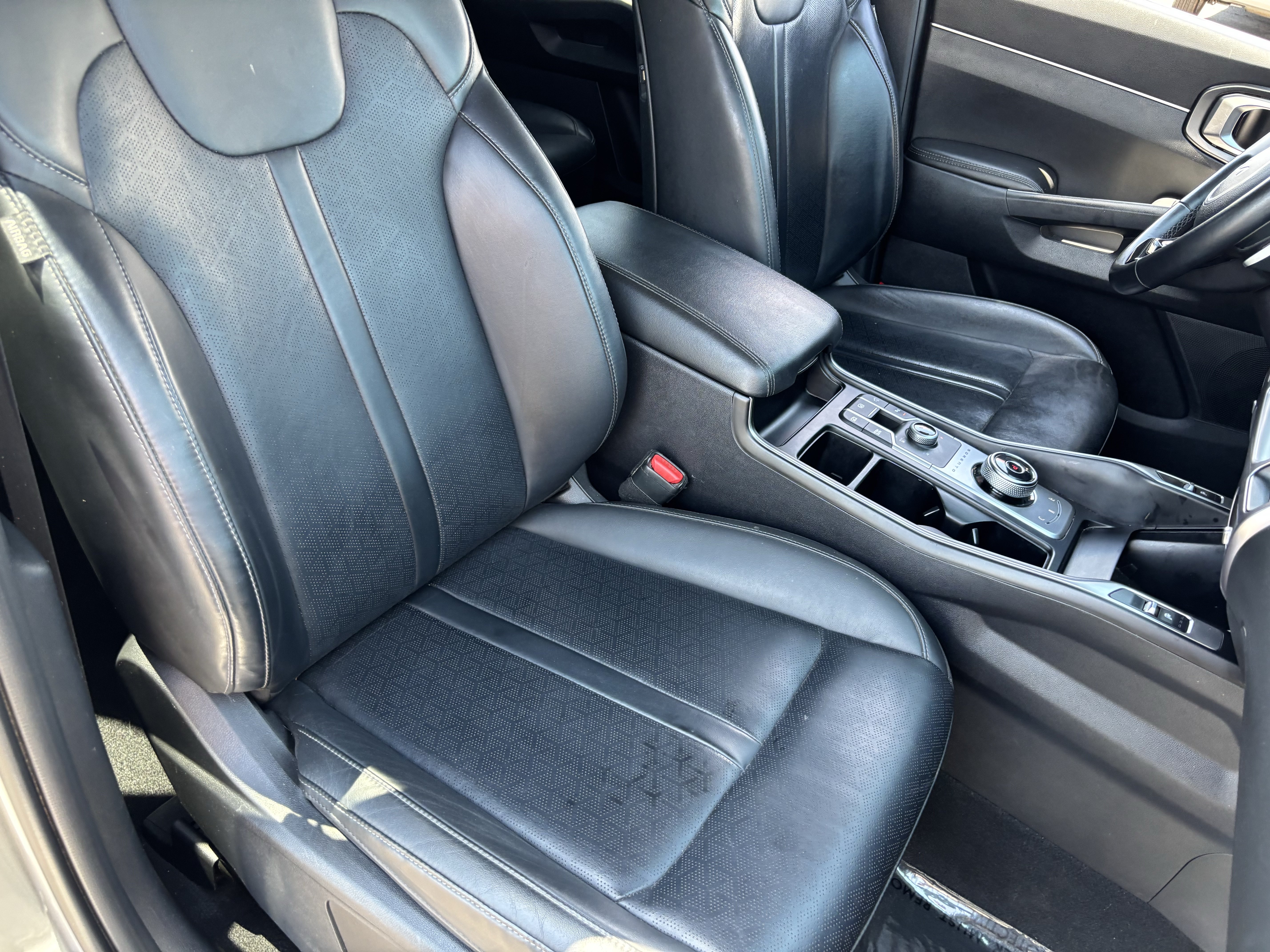 Certified 2023 Kia Sorento EX AWD/4WD image 8