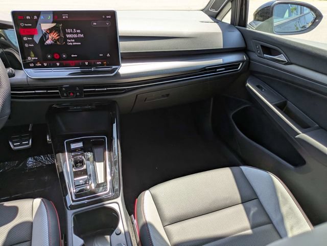 New 2026 Volkswagen GTI SE FWD image 17