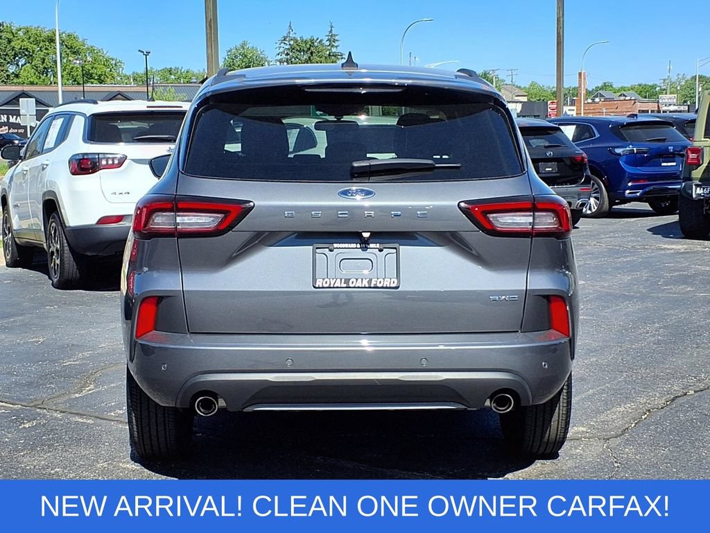 Certified 2024 Ford Escape ST-Line w/ Tech Pack #1 AWD/4WD image 23
