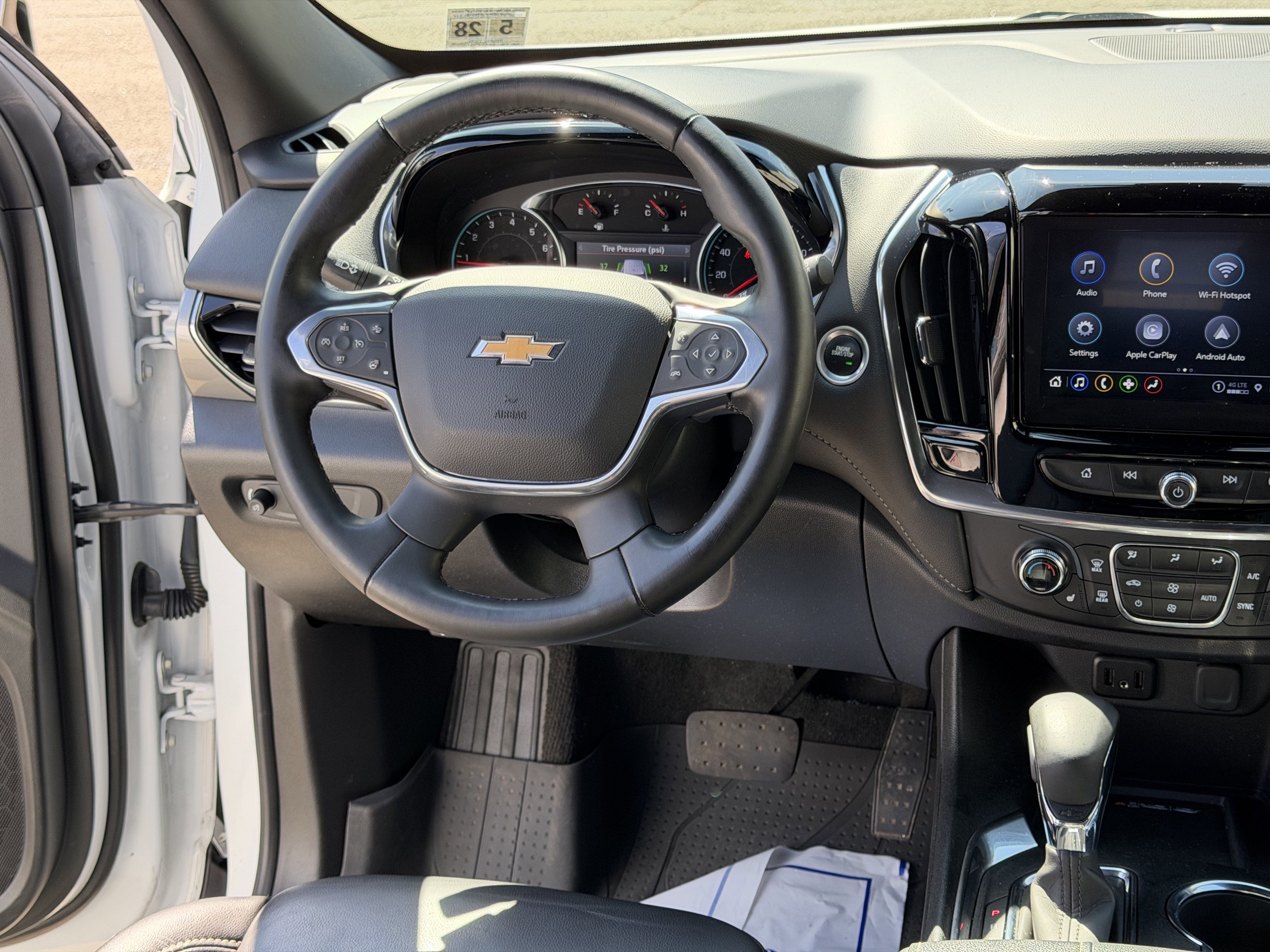 Used 2023 Chevrolet Traverse LT w/ LPO, Floor Liner Package AWD/4WD image 20