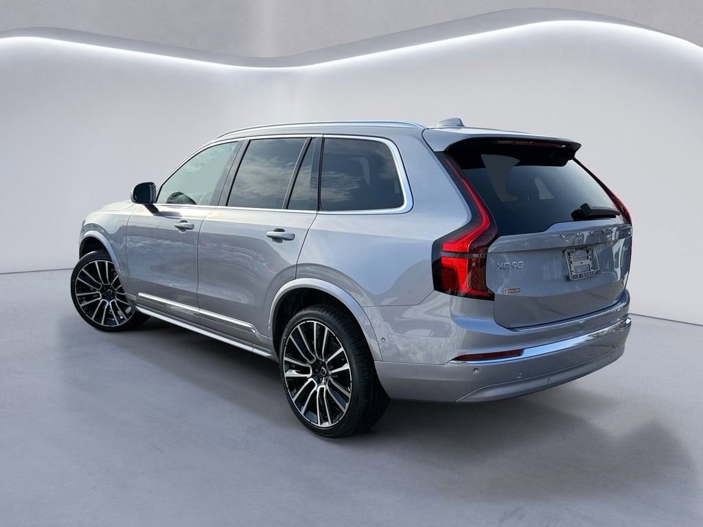 New 2026 Volvo XC90 B6 Plus w/ Protection Package Premier image 5
