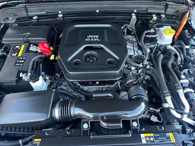 Used 2021 Jeep Wrangler Unlimited Sahara w/ Cold Weather Group image 30