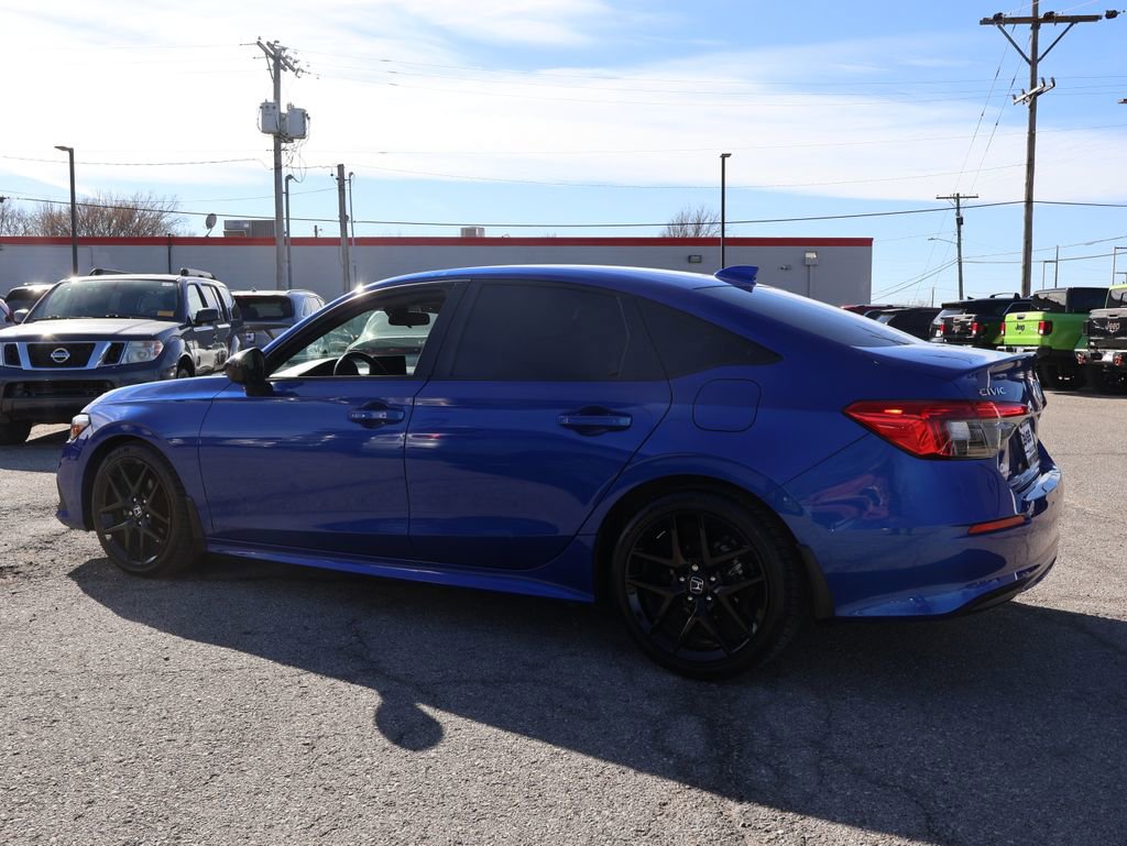 Used 2024 Honda Civic Sport image 4