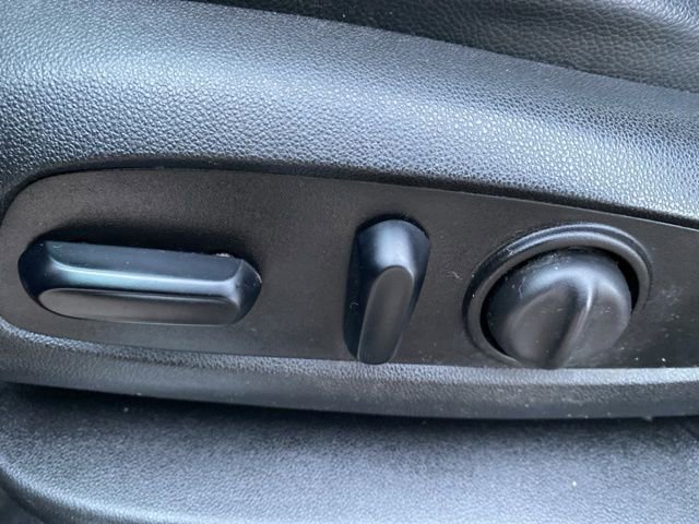 Used 2018 GMC Acadia SLT w/ LPO, Floor Liner Package image 17