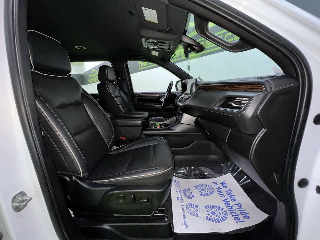 Used 2022 Chevrolet Suburban Premier AWD/4WD image 30