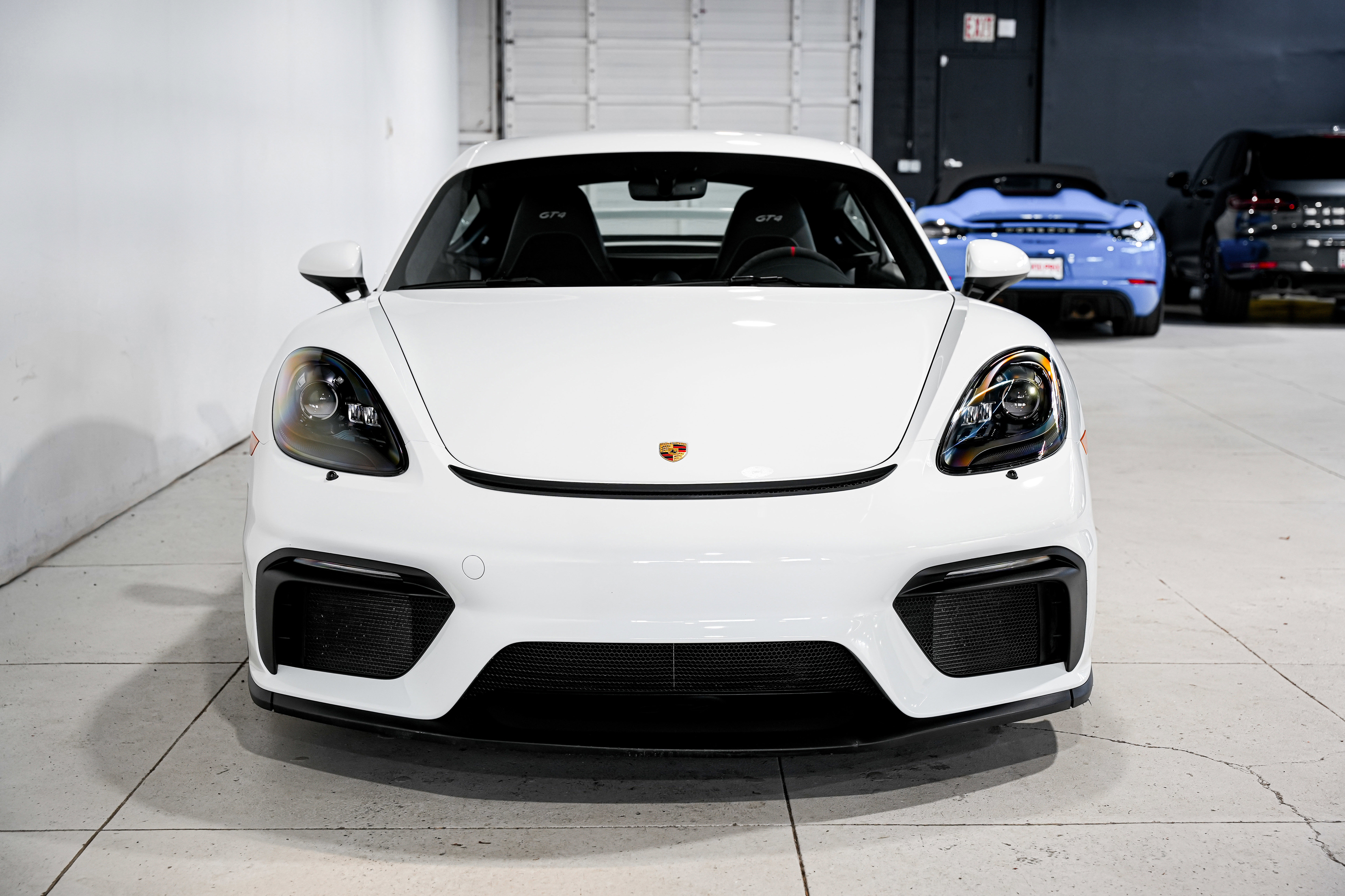 Used 2020 Porsche 718 Cayman GT4 image 5