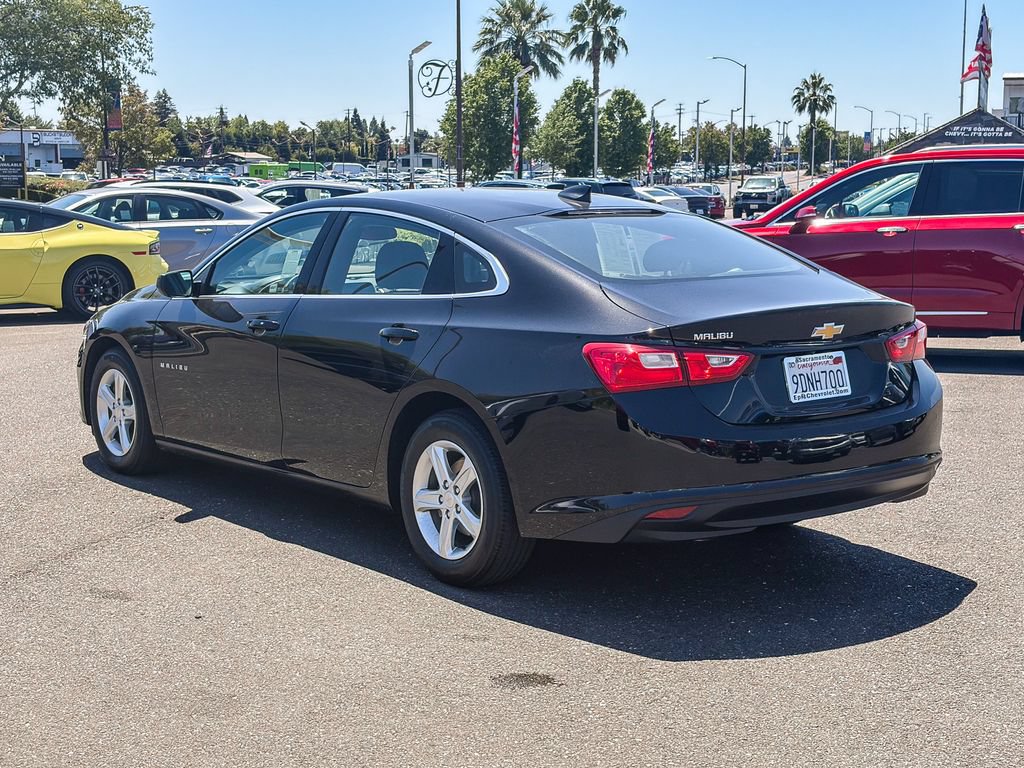 Used 2022 Chevrolet Malibu LS FWD image 12