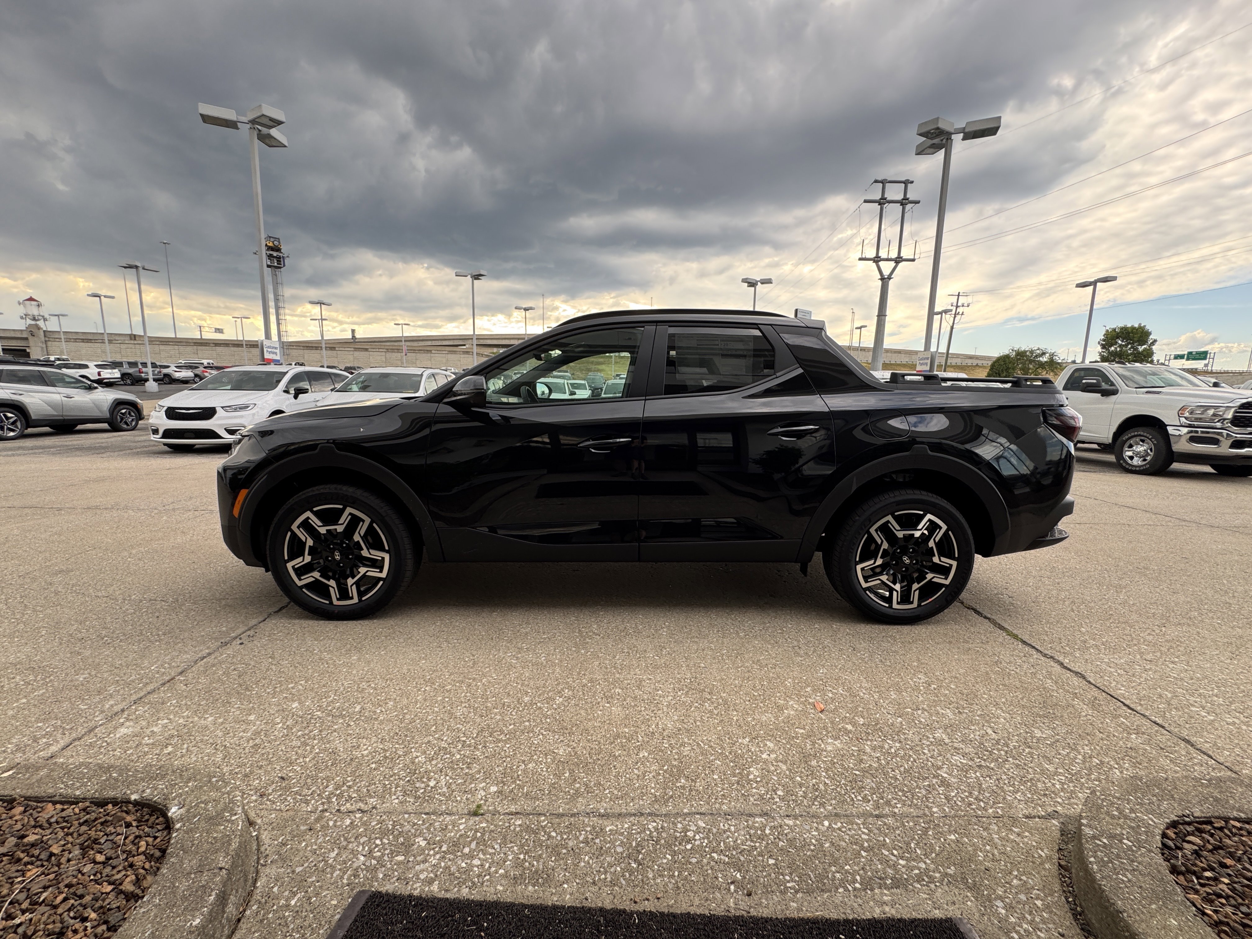 New 2026 Hyundai Santa Cruz Limited image 15