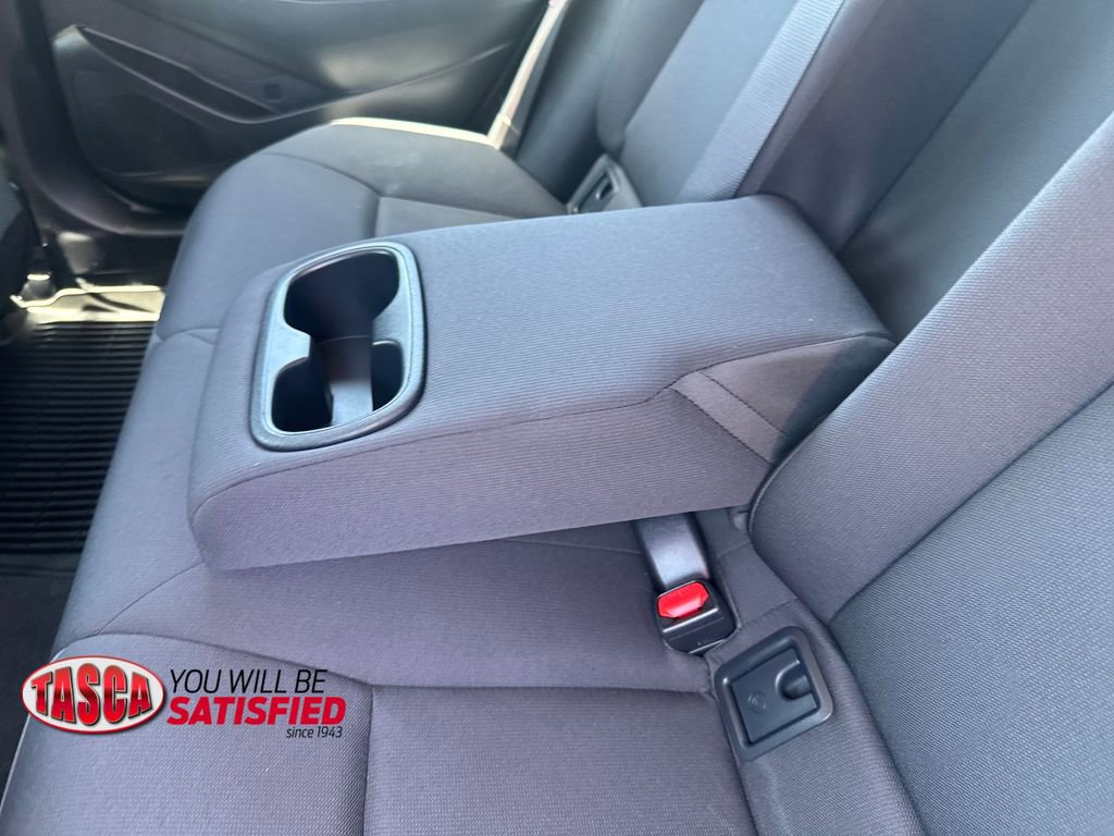 Used 2026 Toyota Corolla LE FWD image 32