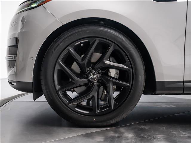 Used 2023 Land Rover Range Rover Sport SE image 11